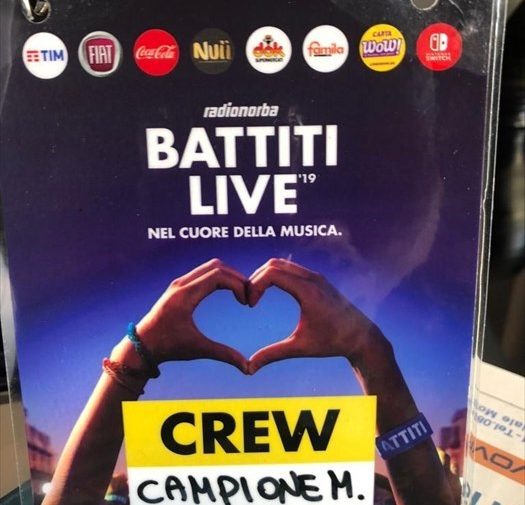 Michele Campione racconta il backstage di Battiti Live: «La sfida? Soddisfare i vip in poco tempo»