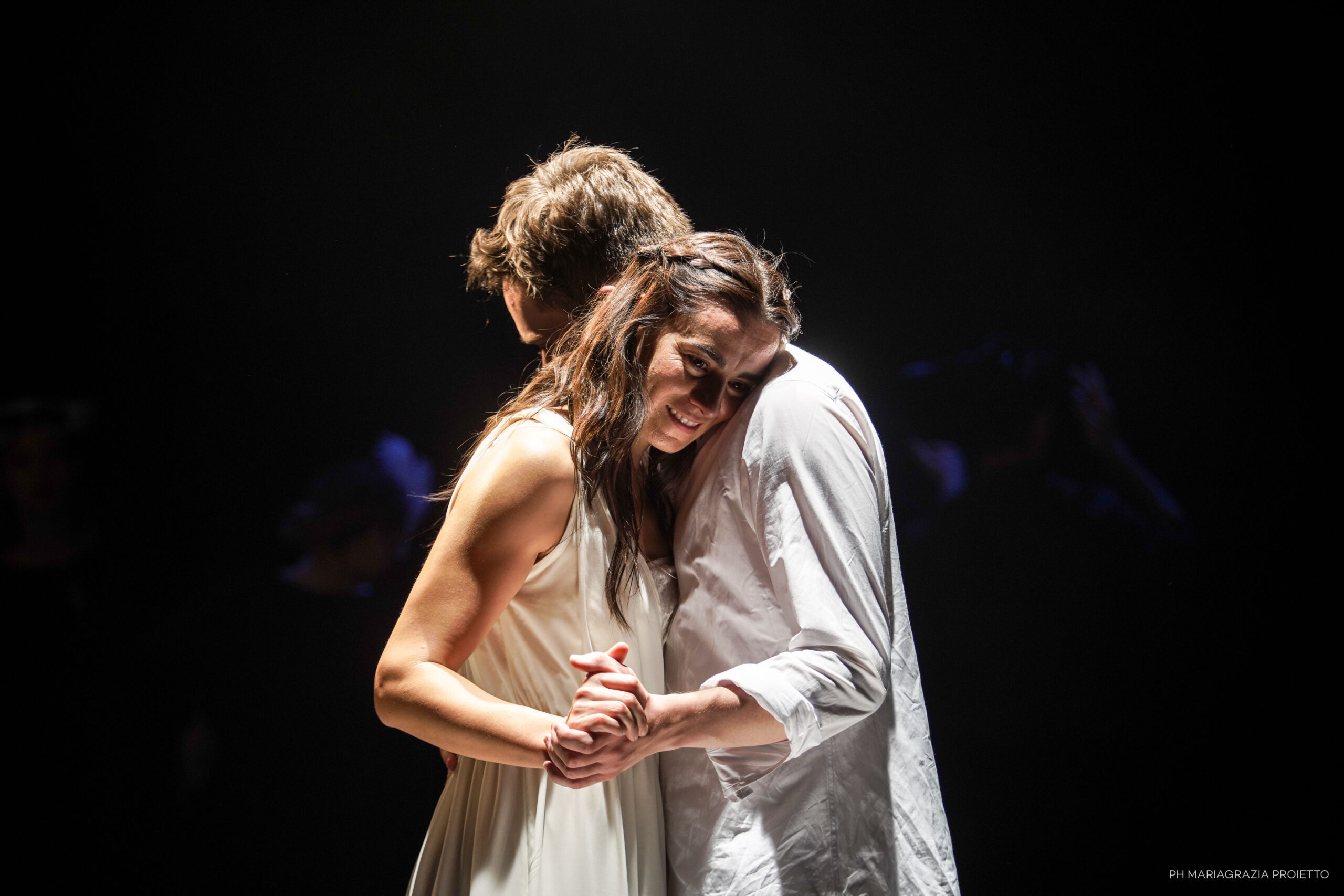 “Romeo e Giulietta (Romeo și Julieta)” al Nuovo Teatro comunale di Ruvo