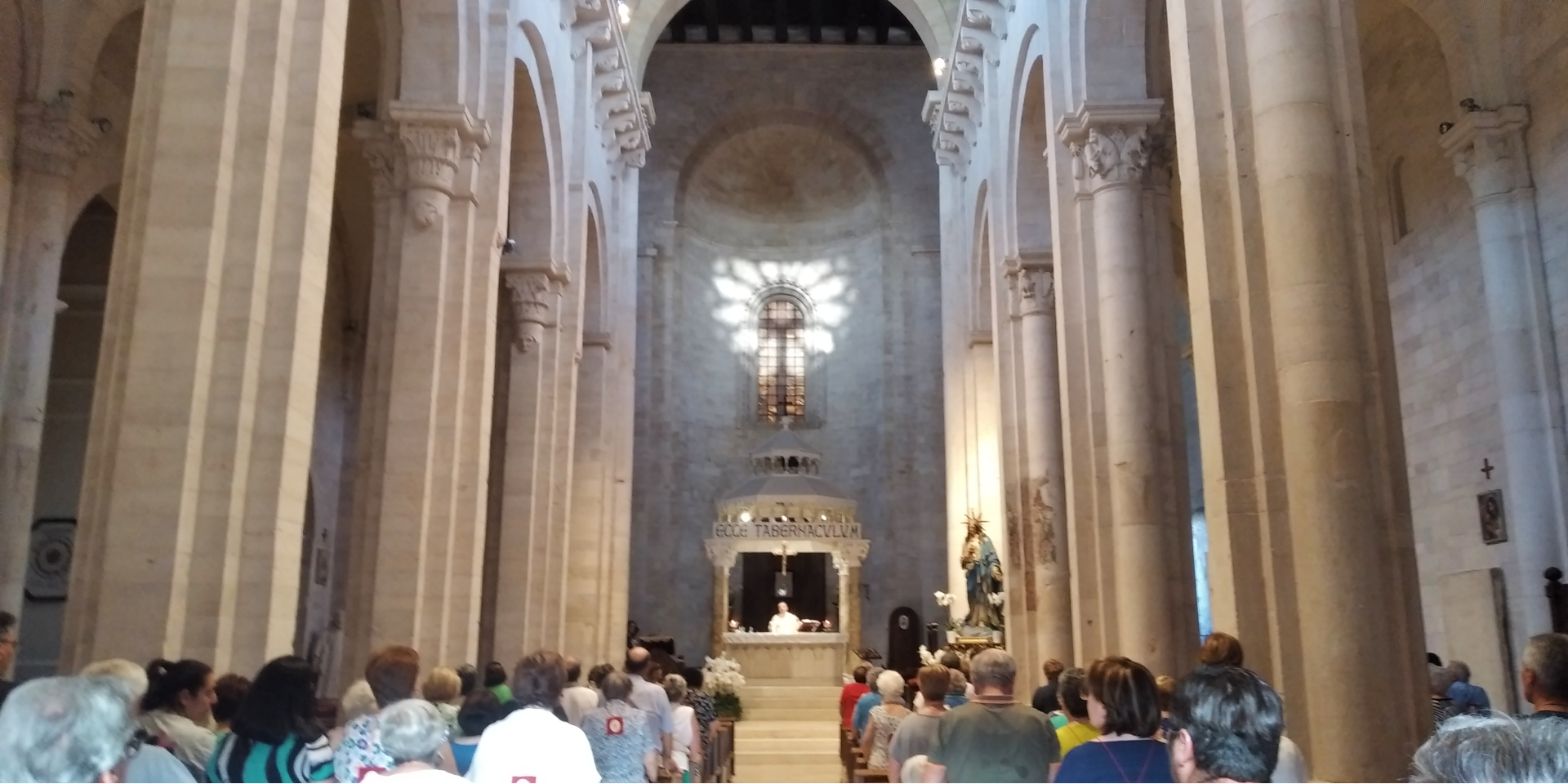 La mistica bellezza del solstizio d’estate nella Cattedrale di Ruvo di Puglia
