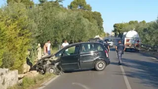 Incidente sulla Corato-Ruvo, 22enne perde il controllo dell’auto e finisce fuori strada